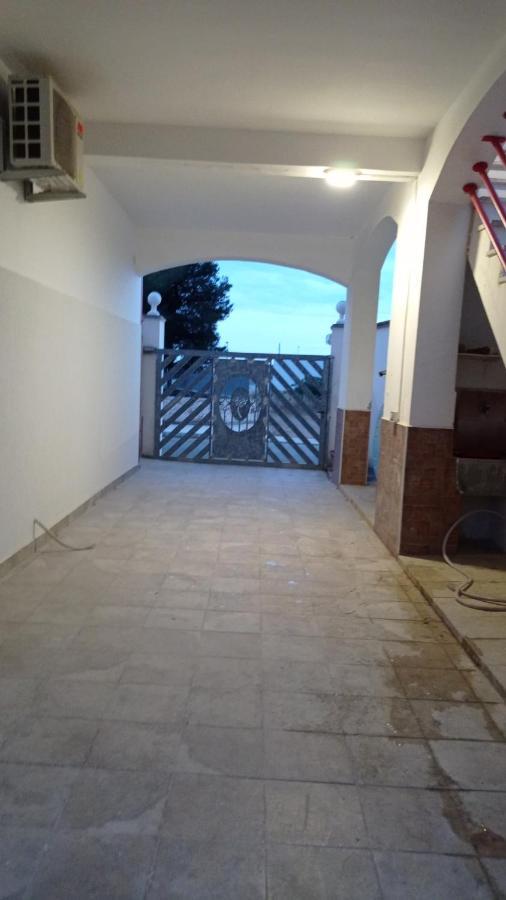 Villa Angela Chiara Porto Cesareo Exteriör bild