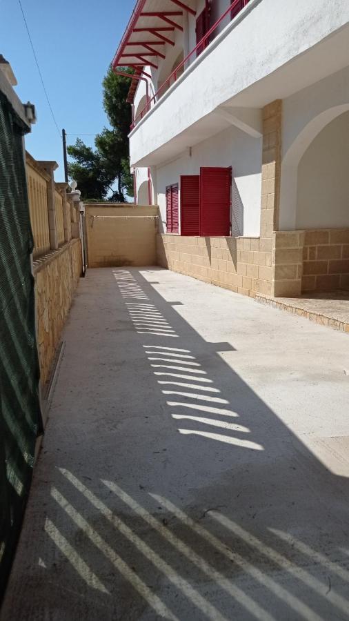 Villa Angela Chiara Porto Cesareo Exteriör bild