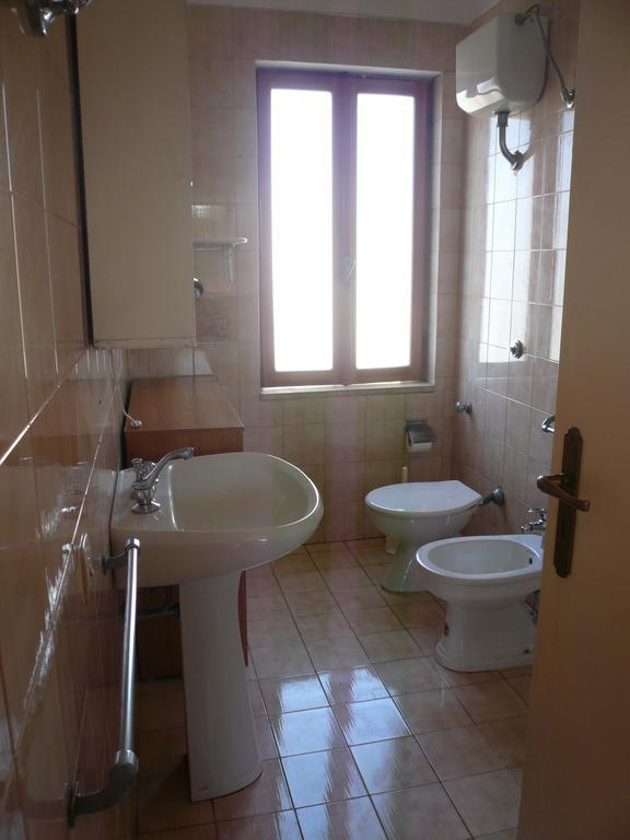Villa Angela Chiara Porto Cesareo Exteriör bild