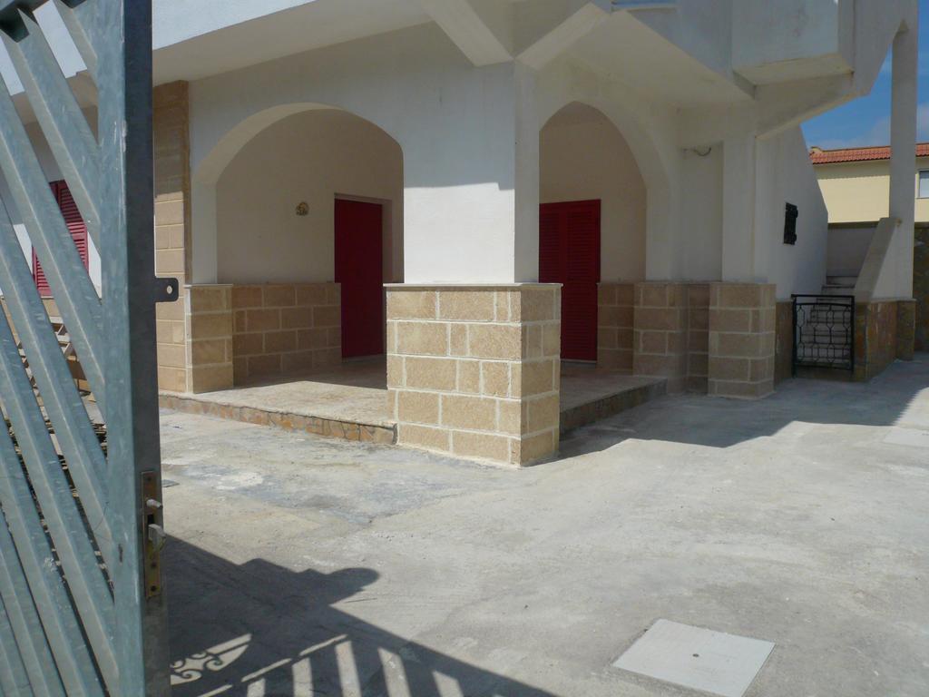 Villa Angela Chiara Porto Cesareo Exteriör bild