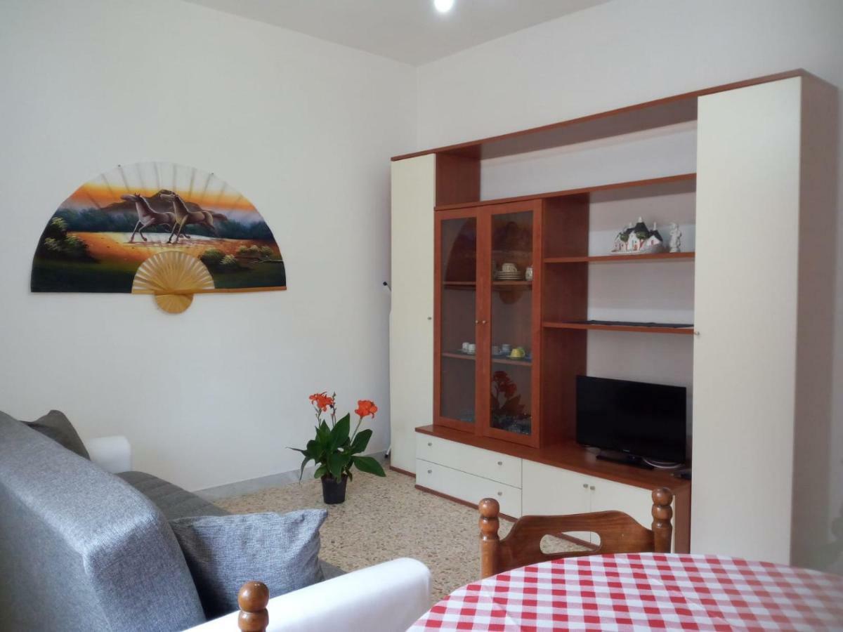 Villa Angela Chiara Porto Cesareo Exteriör bild